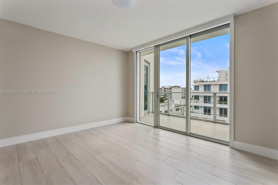 For Sale: $1,950,000 (4 beds, 3 baths, 1972 Square Feet)