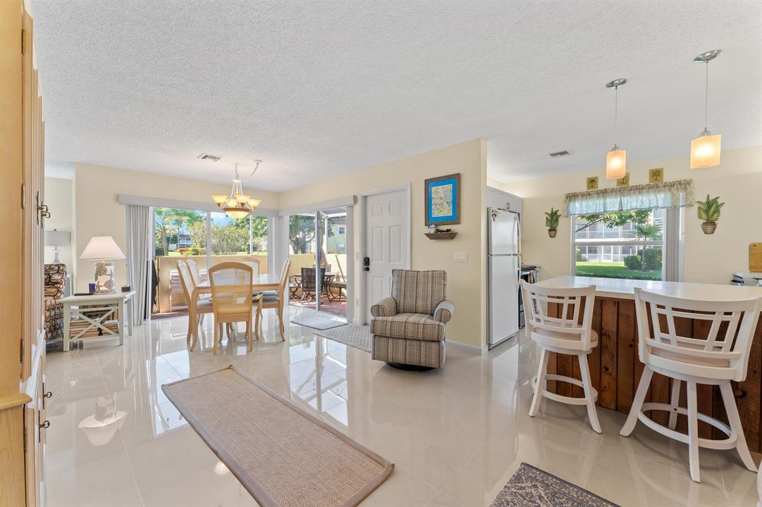014-717US1N-Jupiter-FL-FULL