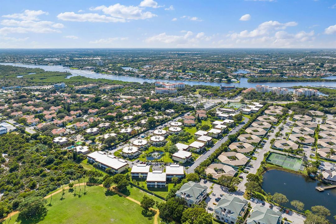 033-717US1N-Jupiter-FL-FULL