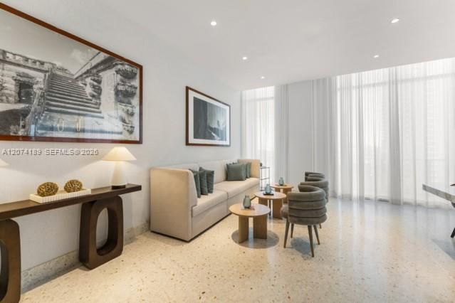 En Venta: $2,900,000 (3 camas, 3 baños, 1646 Pies cuadrados)