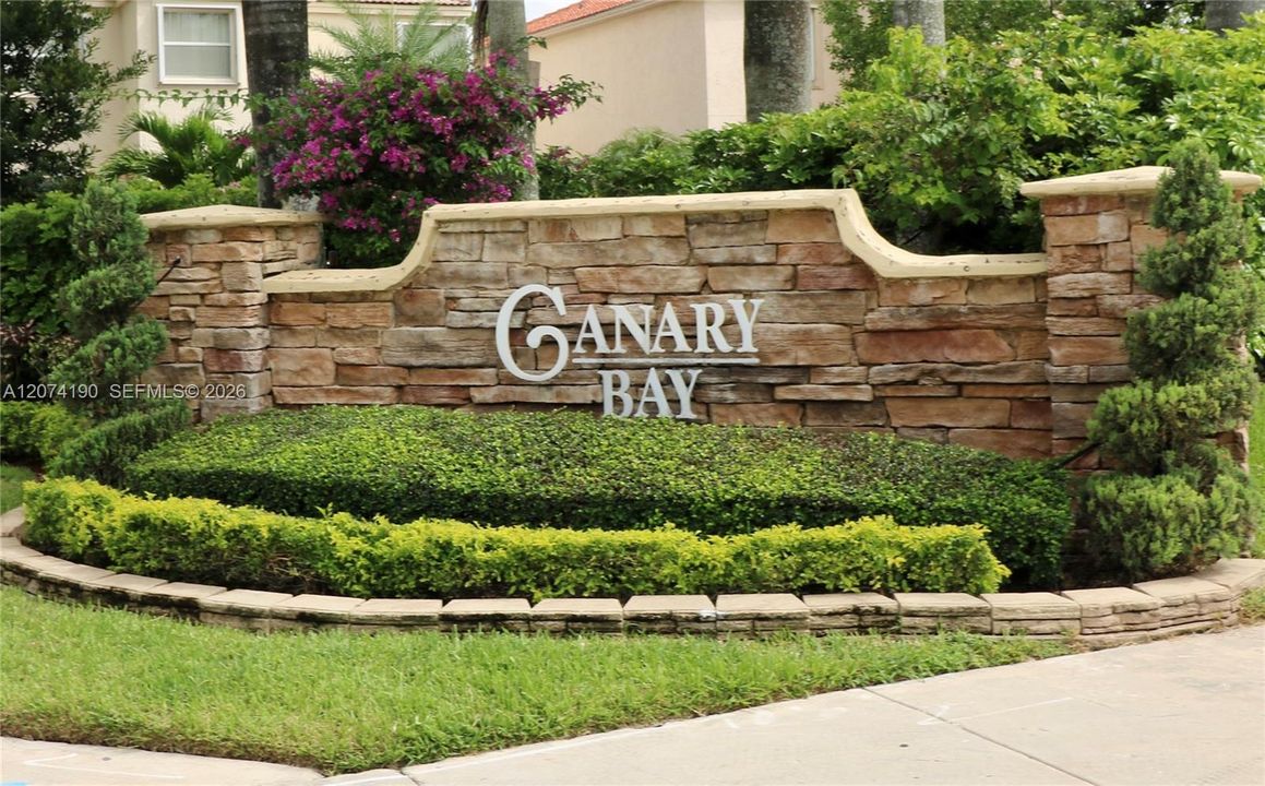 For Rent: $3,750 (3 beds, 2 baths, 1717 Square Feet)