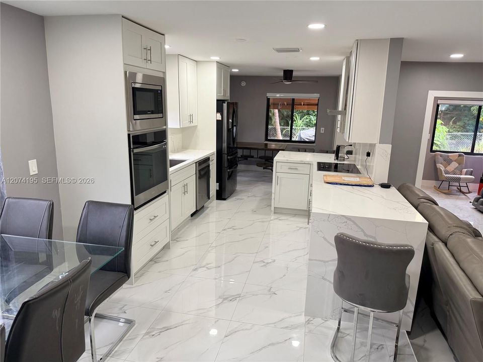 Kitchen/Dining