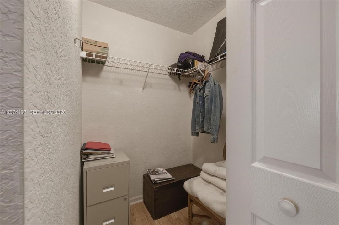 На продажу: $545,000 (2 спален, 2 ванн, 1692 Квадратных фут)