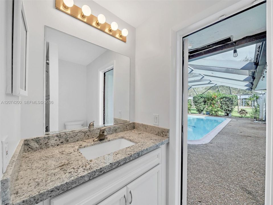 For Rent: $5,100 (4 beds, 2 baths, 2424 Square Feet)