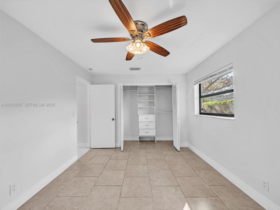 For Rent: $5,100 (4 beds, 2 baths, 2424 Square Feet)