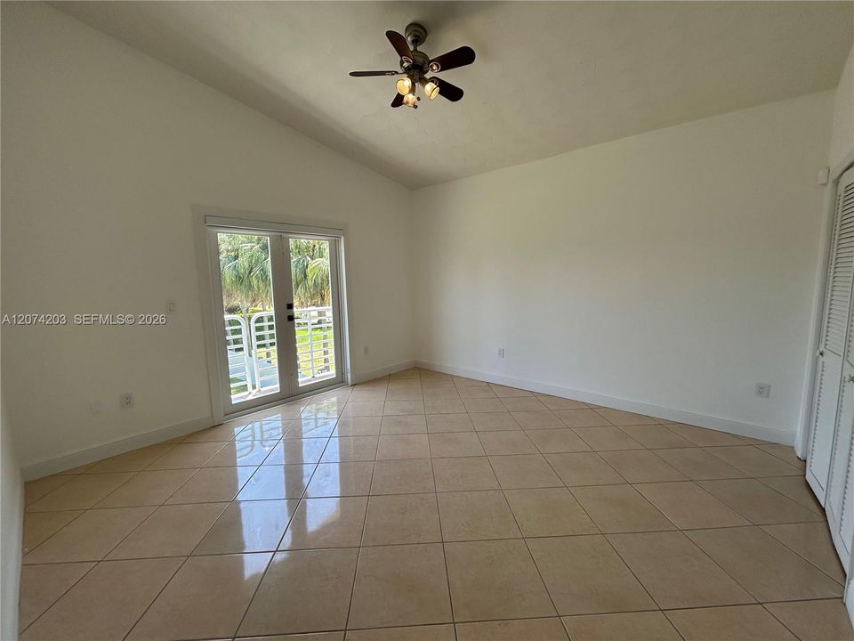 For Rent: $6,995 (4 beds, 3 baths, 3526 Square Feet)