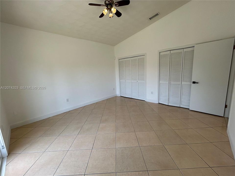 For Rent: $6,995 (4 beds, 3 baths, 3526 Square Feet)