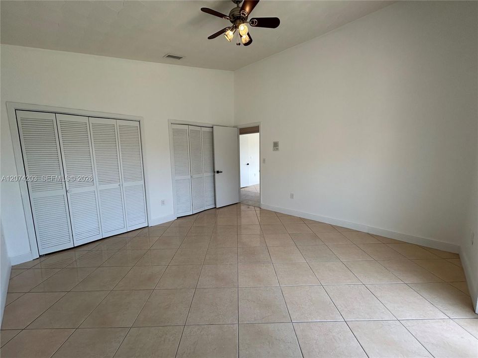 For Rent: $6,995 (4 beds, 3 baths, 3526 Square Feet)