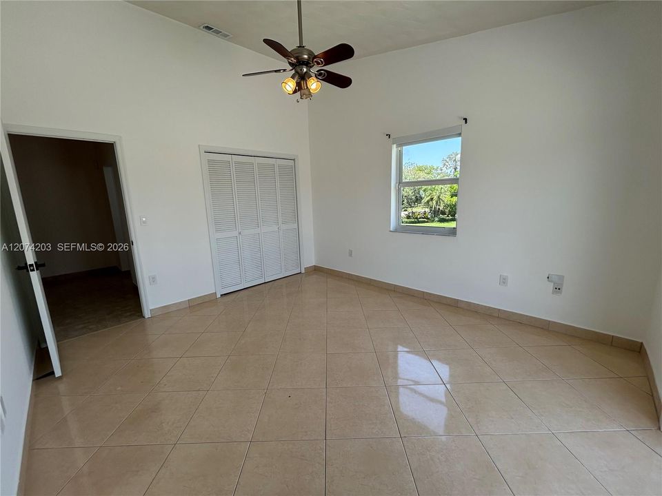 For Rent: $6,995 (4 beds, 3 baths, 3526 Square Feet)