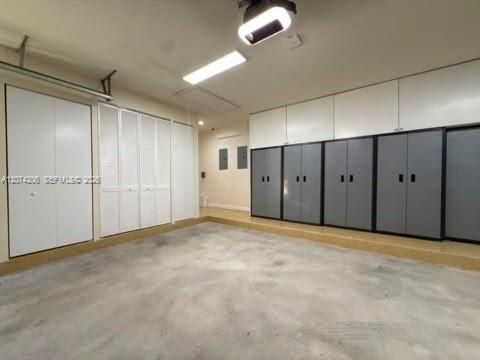 En Renta: $16,000 (6 camas, 4 baños, 4700 Pies cuadrados)