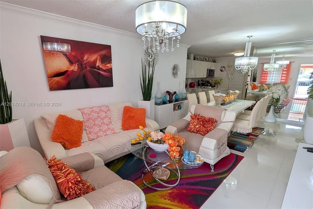 En Venta: $360,000 (2 camas, 2 baños, 1029 Pies cuadrados)