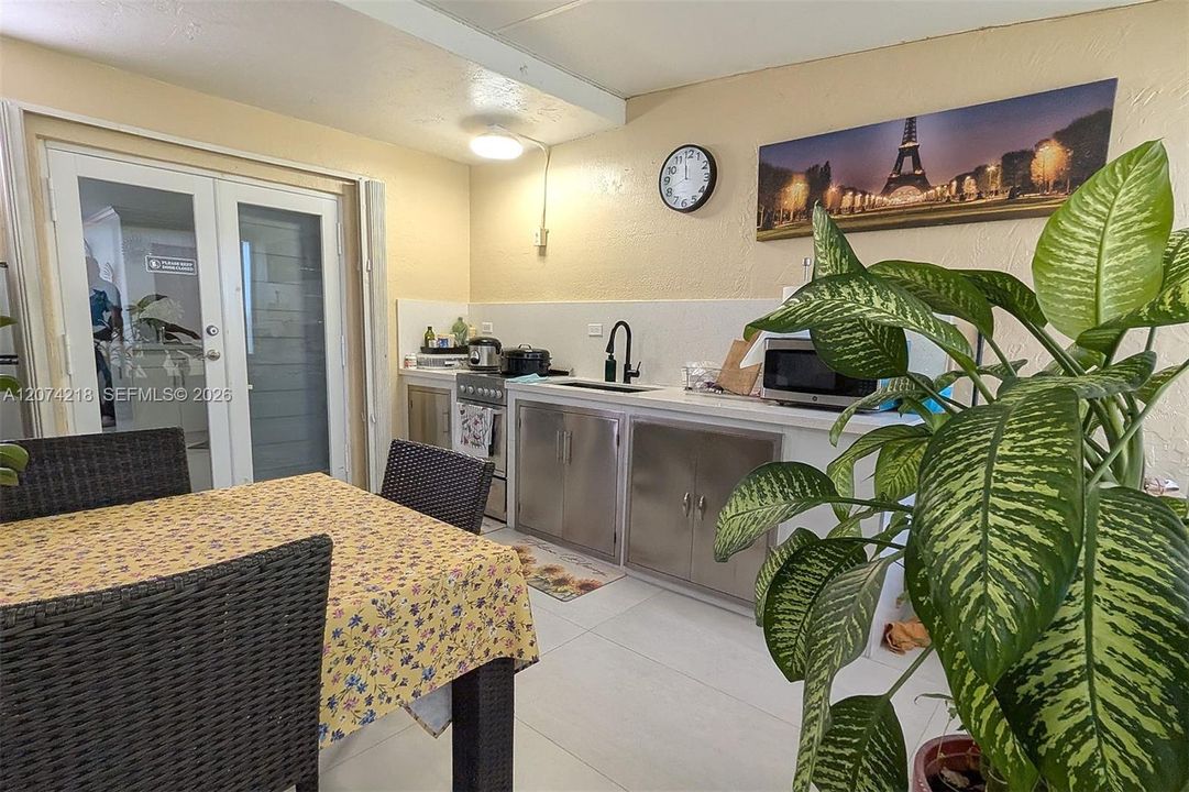 En Venta: $360,000 (2 camas, 2 baños, 1029 Pies cuadrados)