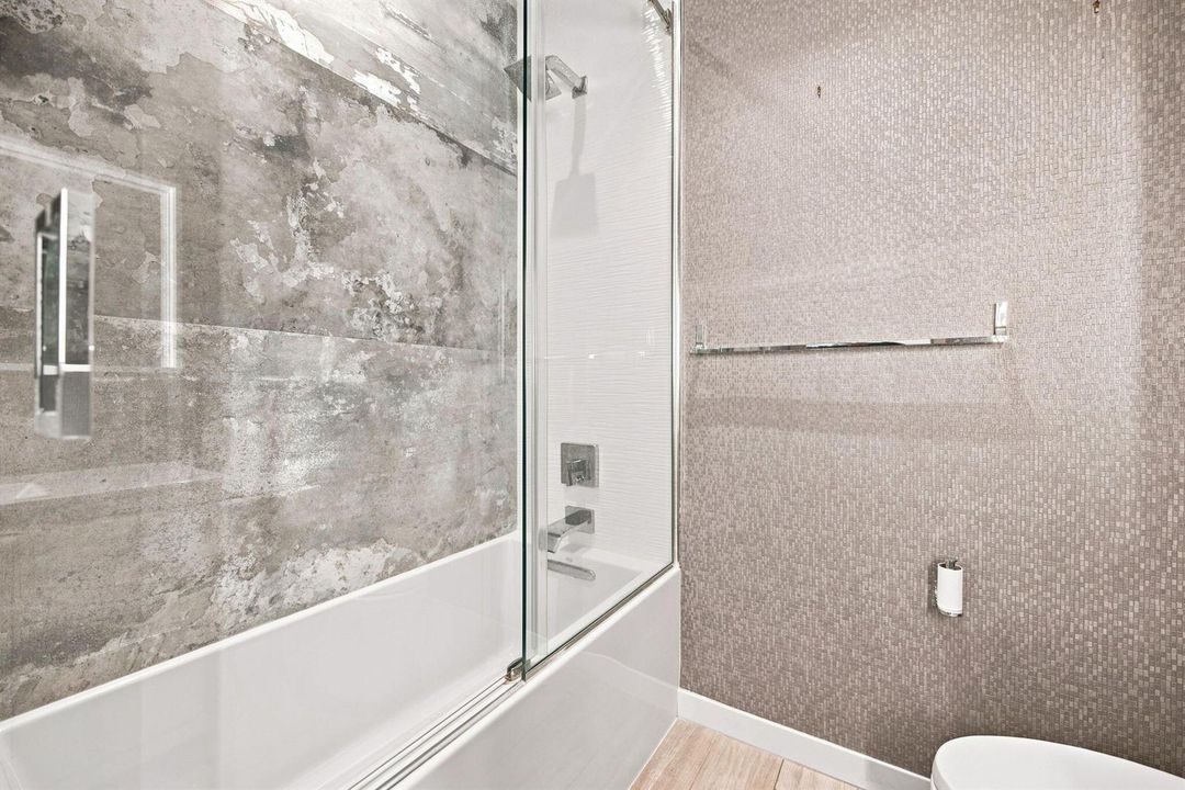 24-web-or-mls-121-s-gordon-rd