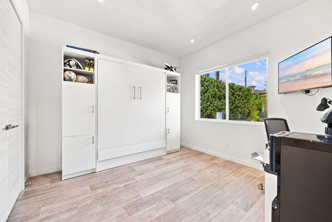 19-web-or-mls-121-s-gordon-rd