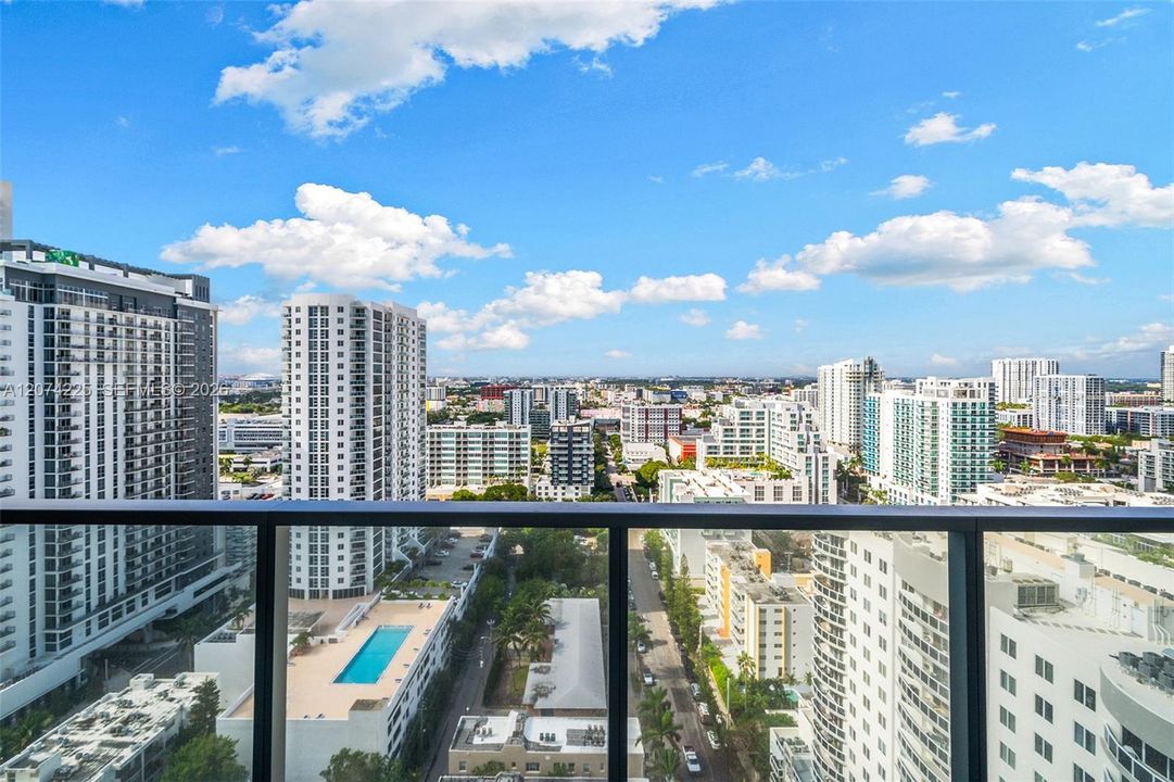 For Sale: $2,950,000 (3 beds, 4 baths, 2743 Square Feet)