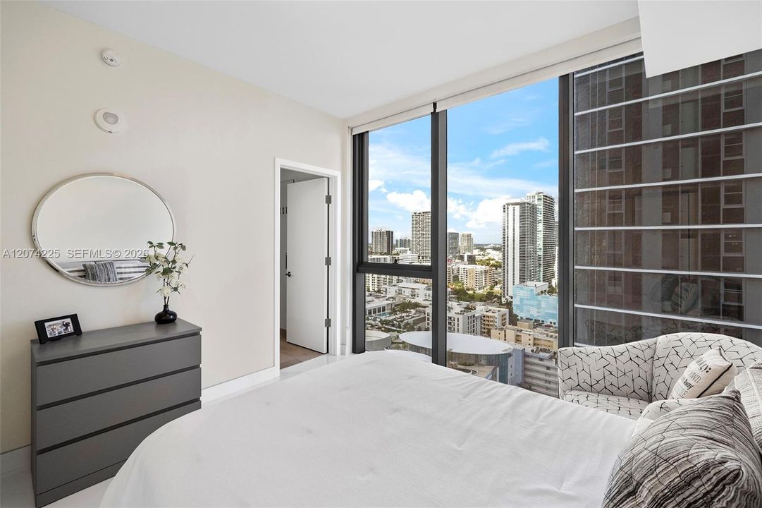 For Sale: $2,950,000 (3 beds, 4 baths, 2743 Square Feet)