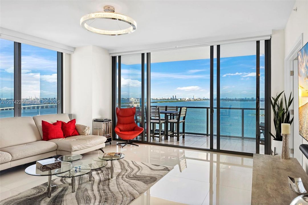For Sale: $2,950,000 (3 beds, 4 baths, 2743 Square Feet)