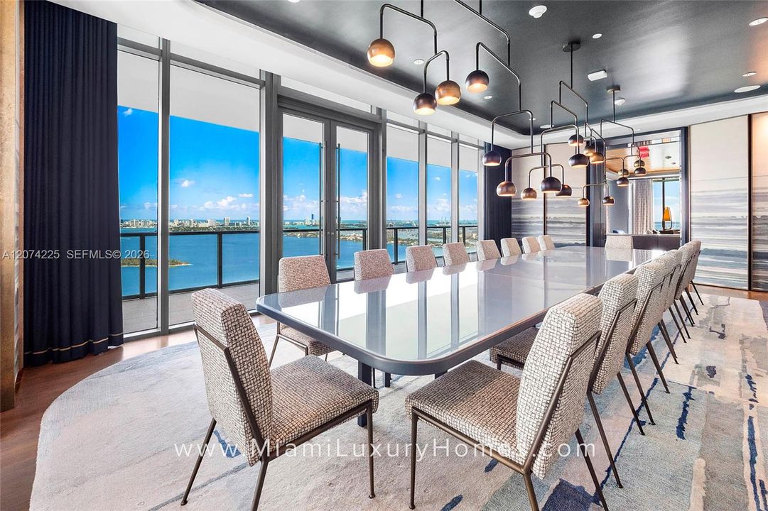 For Sale: $2,950,000 (3 beds, 4 baths, 2743 Square Feet)