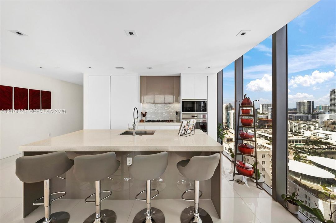 For Sale: $2,950,000 (3 beds, 4 baths, 2743 Square Feet)
