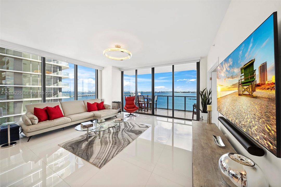 For Sale: $2,950,000 (3 beds, 4 baths, 2743 Square Feet)