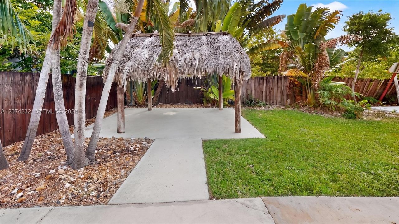 En Venta: $529,900 (4 camas, 2 baños, 1192 Pies cuadrados)