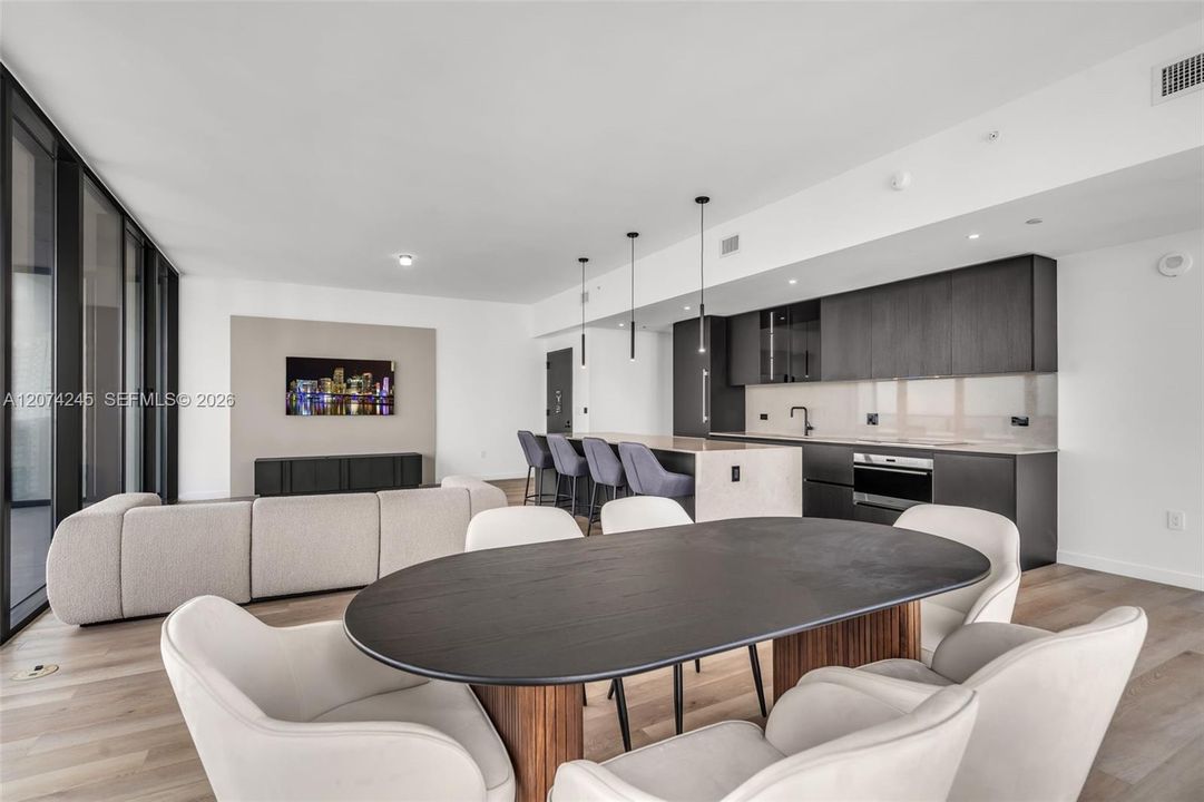 For Rent: $13,500 (2 beds, 2 baths, 2450 Square Feet)