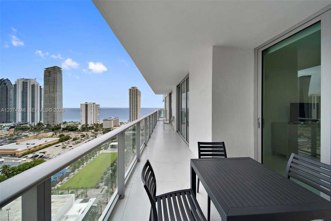For Rent: $6,800 (2 beds, 3 baths, 0 Square Feet)