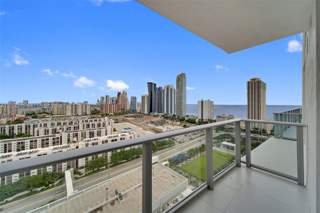 For Rent: $6,800 (2 beds, 3 baths, 0 Square Feet)