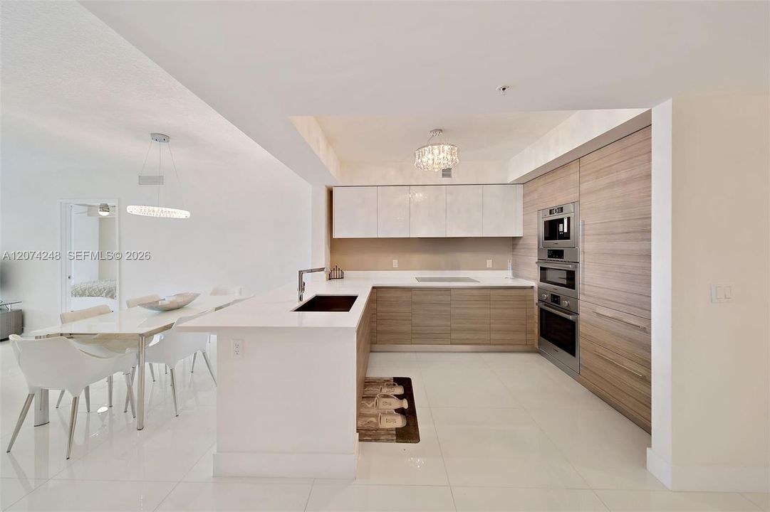 For Rent: $6,800 (2 beds, 3 baths, 0 Square Feet)