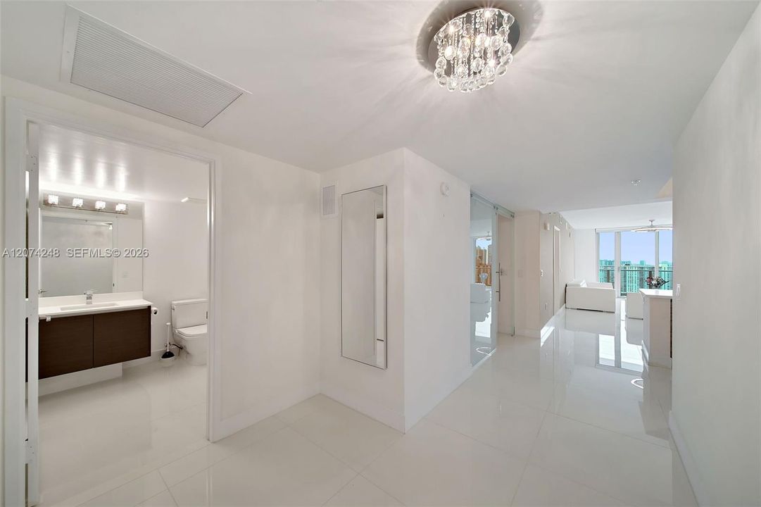 For Rent: $6,800 (2 beds, 3 baths, 0 Square Feet)
