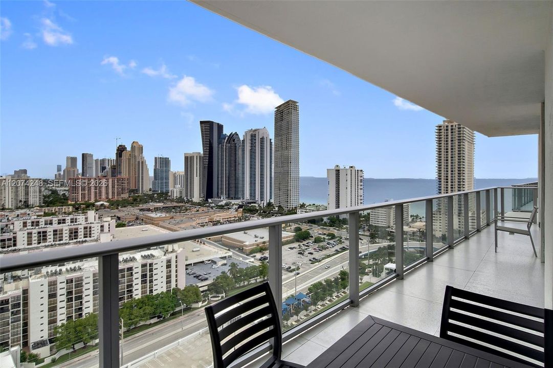 For Rent: $6,800 (2 beds, 3 baths, 0 Square Feet)