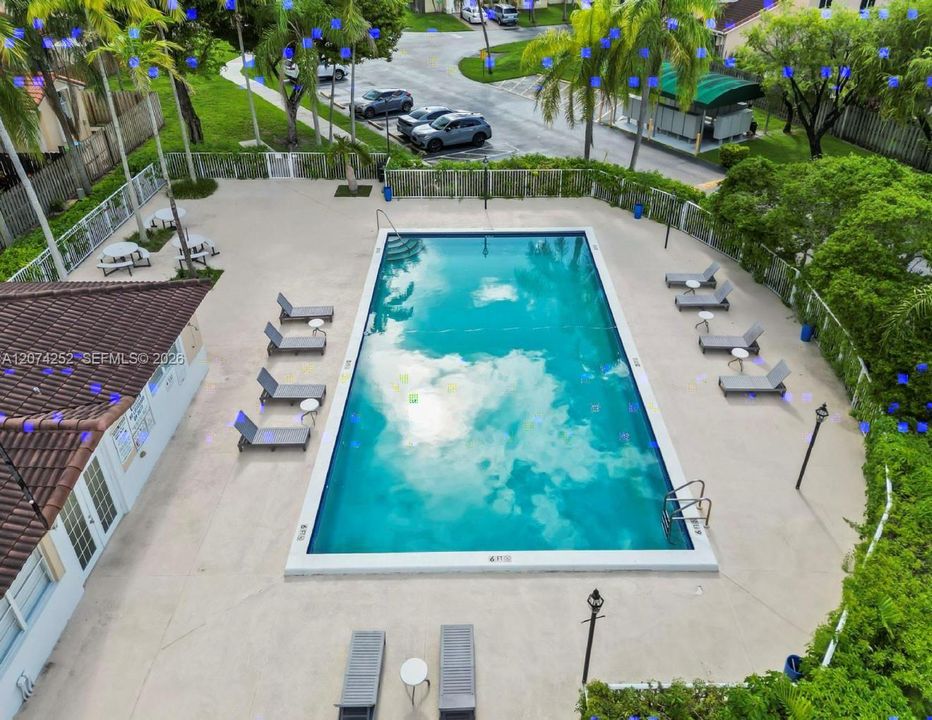 For Sale: $524,900 (3 beds, 2 baths, 1638 Square Feet)