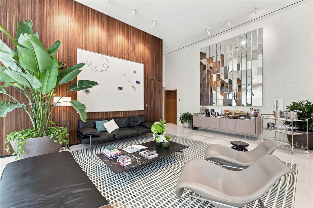 For Sale: $2,725,000 (3 beds, 3 baths, 1953 Square Feet)