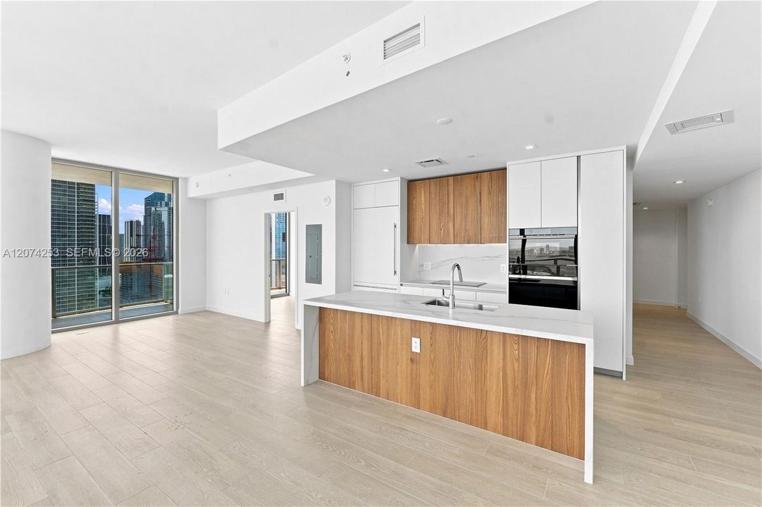 For Sale: $2,725,000 (3 beds, 3 baths, 1953 Square Feet)