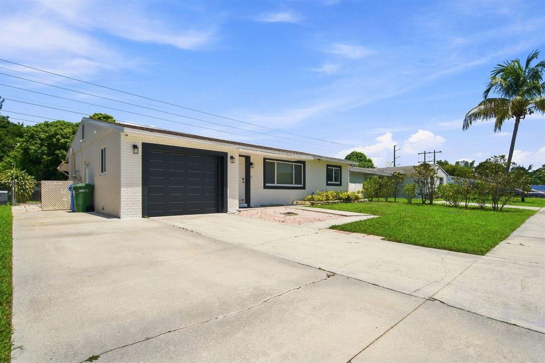 2-web-or-mls-7741-sw-1st-st