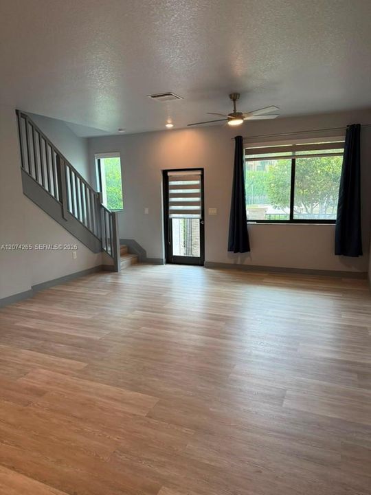 For Rent: $4,200 (3 beds, 2 baths, 1610 Square Feet)