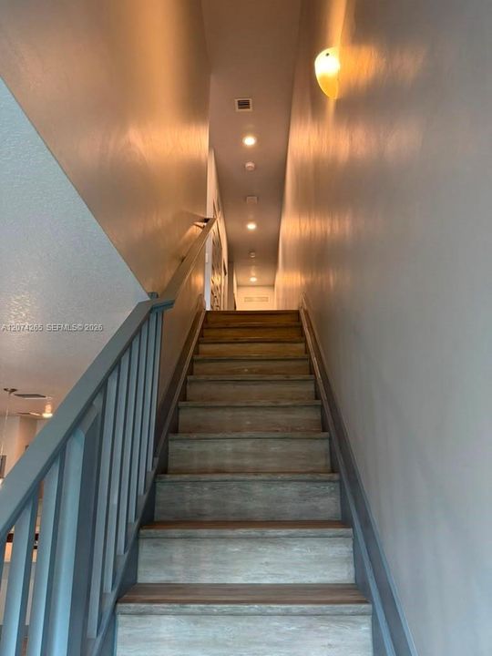 For Rent: $4,200 (3 beds, 2 baths, 1610 Square Feet)