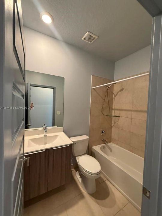 2nd bathroom