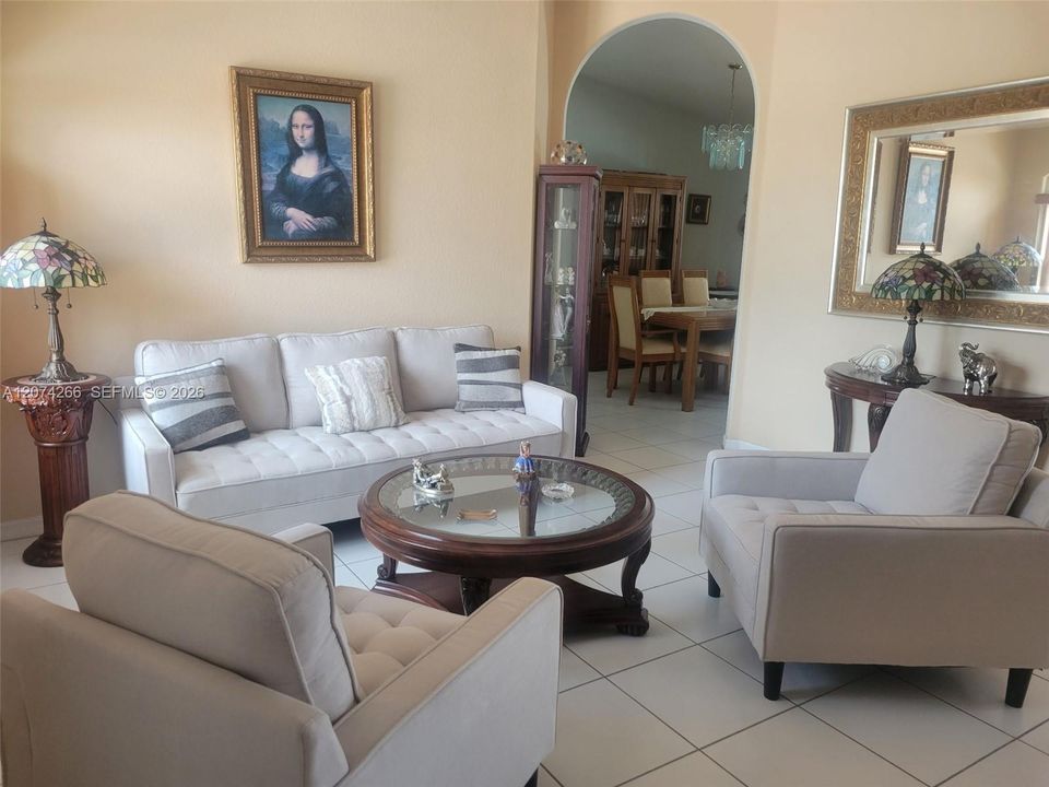 For Sale: $645,000 (3 beds, 2 baths, 1465 Square Feet)