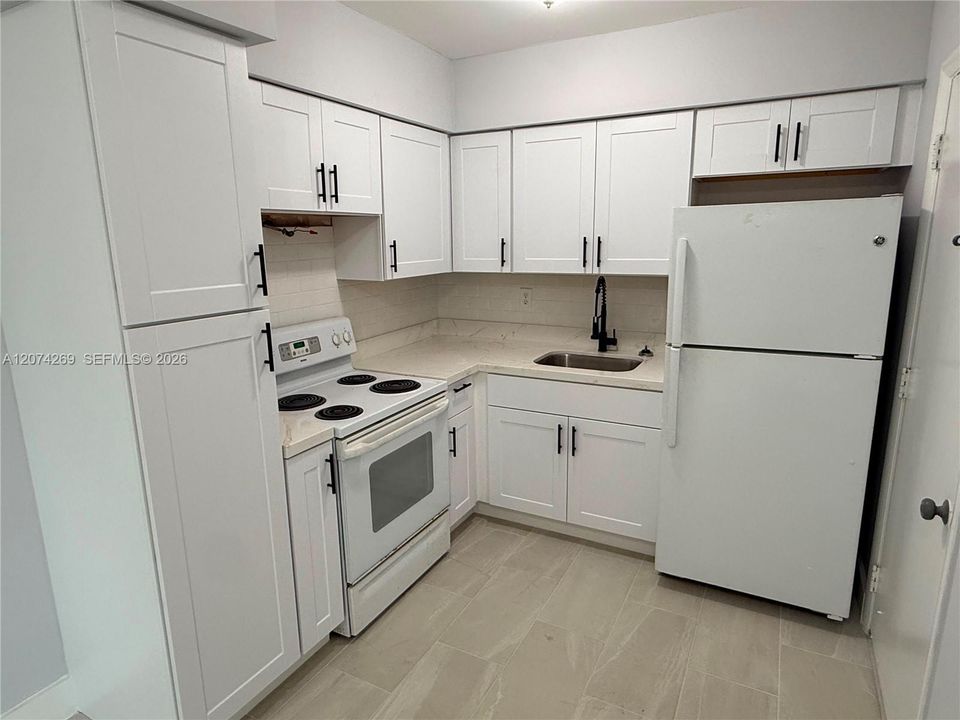 For Rent: $1,600 (1 beds, 1 baths, 548 Square Feet)