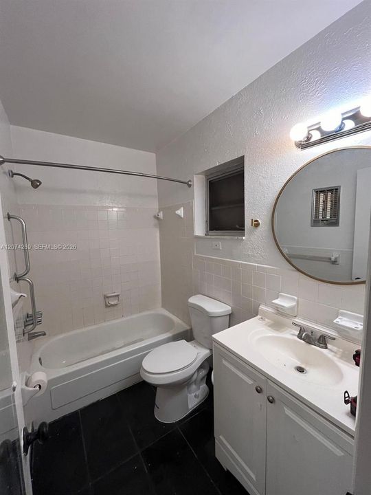 For Rent: $1,600 (1 beds, 1 baths, 548 Square Feet)