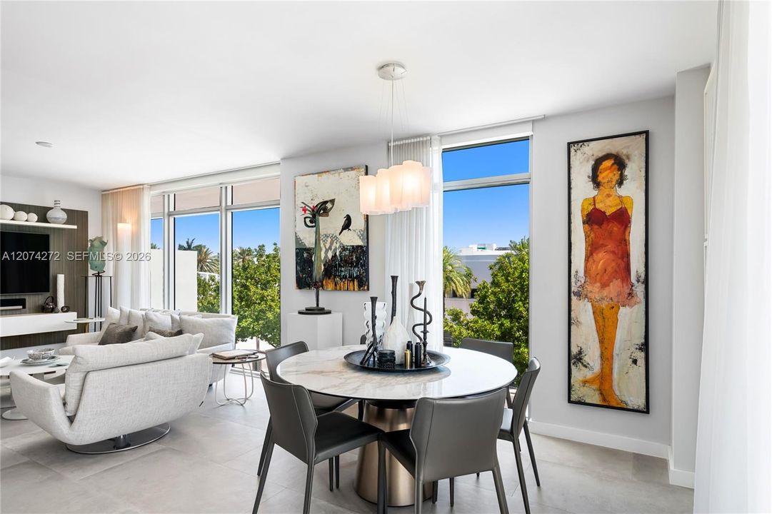 For Sale: $2,090,000 (2 beds, 2 baths, 1334 Square Feet)