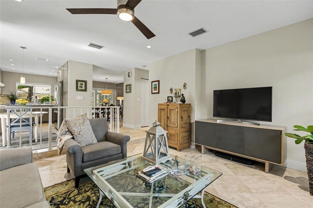 For Sale: $775,000 (3 beds, 2 baths, 2043 Square Feet)