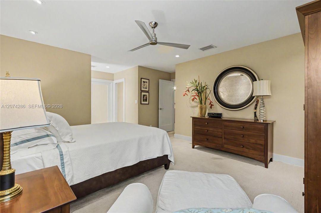For Sale: $775,000 (3 beds, 2 baths, 2043 Square Feet)