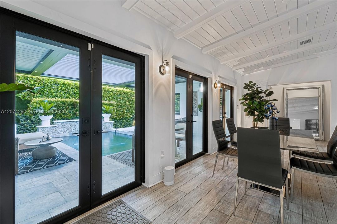 For Rent: $18,000 (3 beds, 3 baths, 2774 Square Feet)