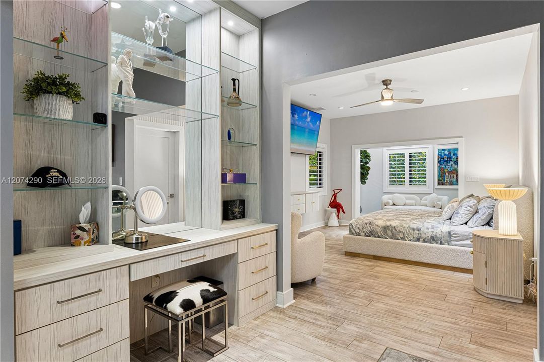 For Rent: $18,000 (3 beds, 3 baths, 2774 Square Feet)
