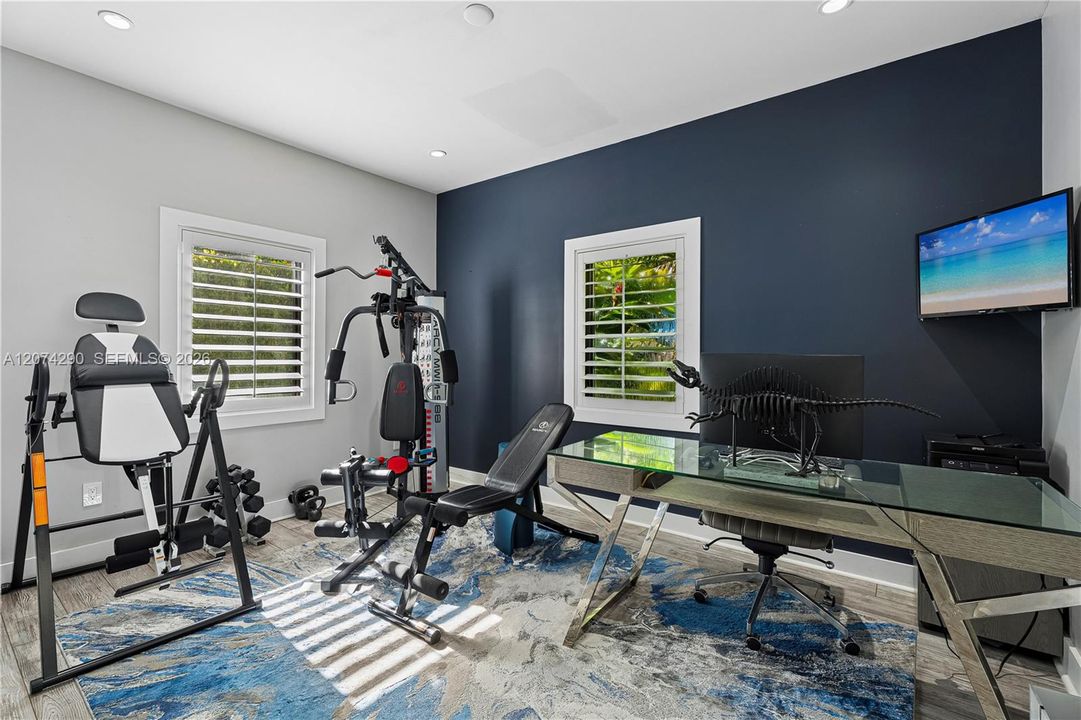 For Rent: $18,000 (3 beds, 3 baths, 2774 Square Feet)