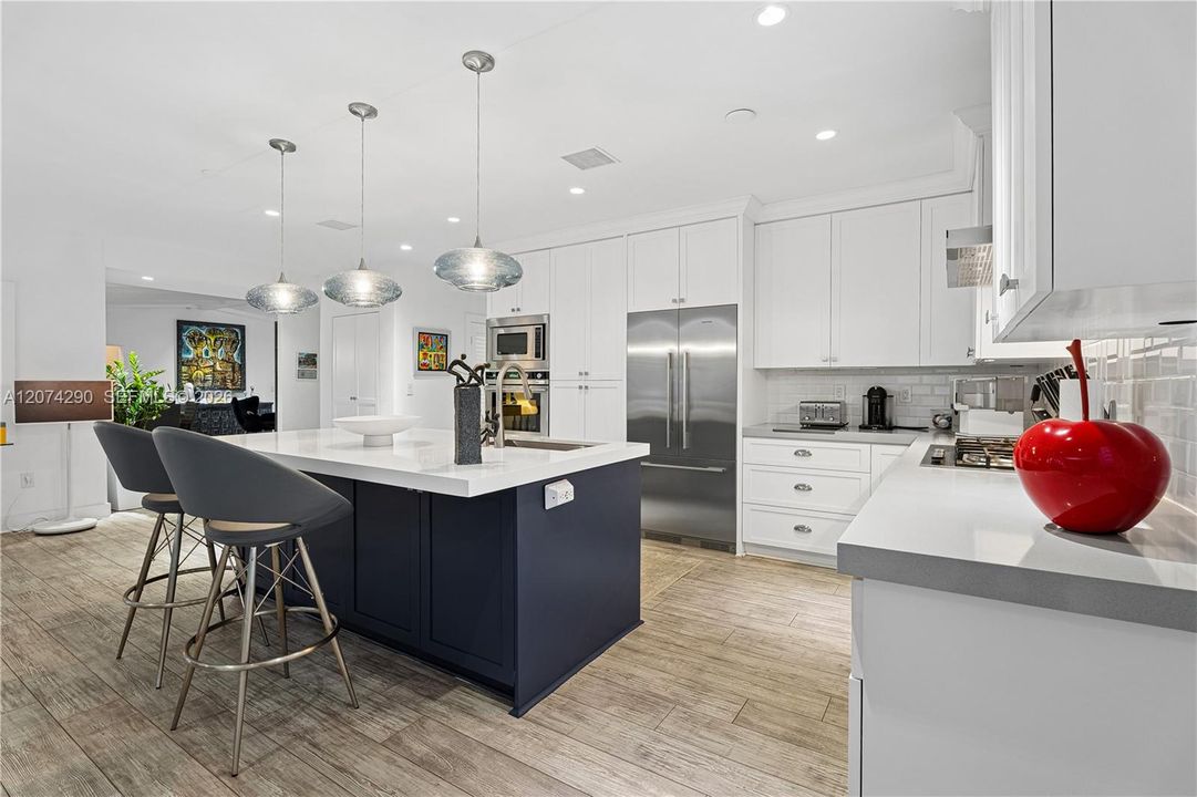 For Rent: $18,000 (3 beds, 3 baths, 2774 Square Feet)