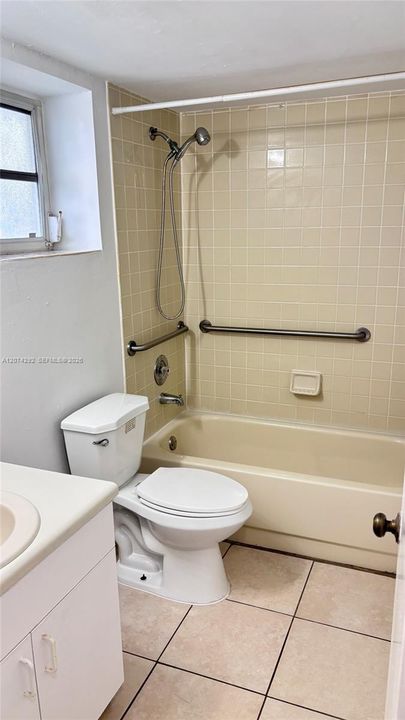 For Sale: $169,990 (0 beds, 1 baths, 543 Square Feet)