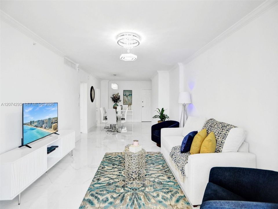 For Rent: $2,800 (1 beds, 1 baths, 835 Square Feet)